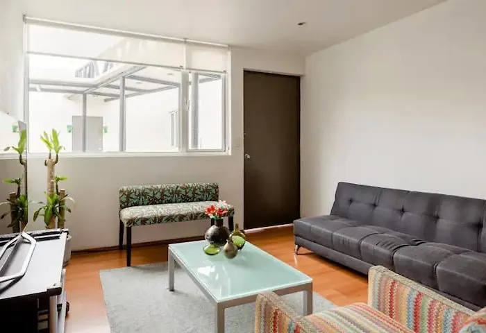 Apartment At The Heart Of Restaurants And Night Life *